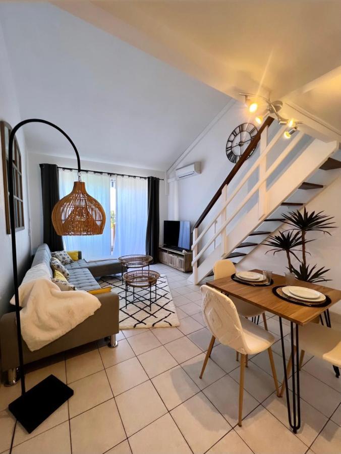 Le Pitay'Appartement Saint-Gilles-les-Bains Exterior foto
